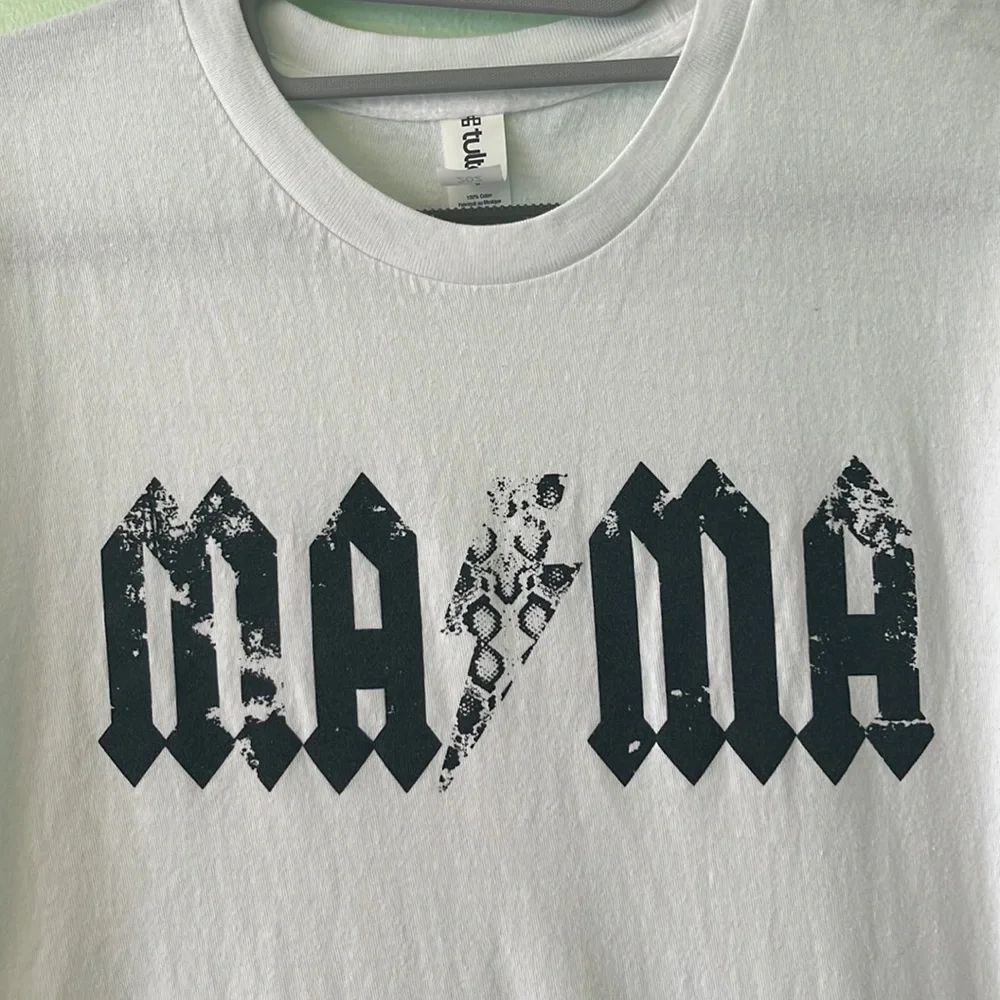 Tultex 202 MAMA Black & White Lightning Bolt Rock Look Graphic Print T-Shirt. M. - Picture 9 of 11